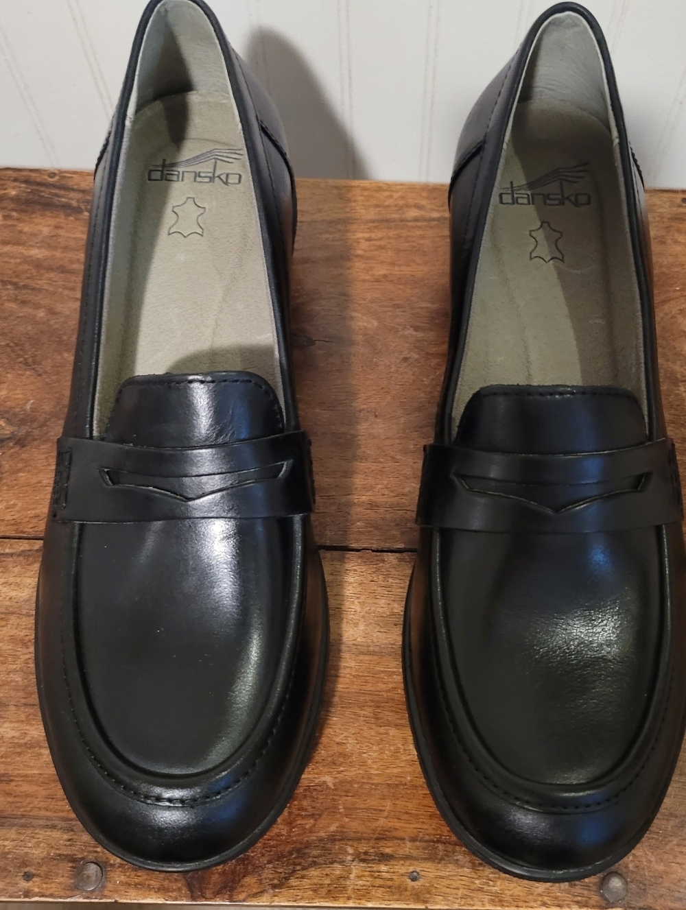 Dansko Danica Black Waterproof Leather Loafers Size 40 US 9.5-10 NWOB Comfort h